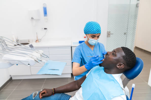 Best Broken or Cracked Tooth Emergency Dentist in Libertyvle, IL